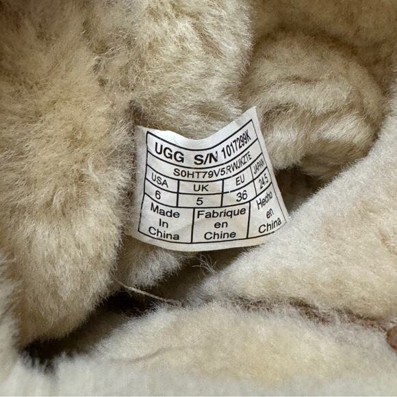 UGG Women's Amie Slim Short Wedge Boots Brown Size 6 - Picture 6 of 6